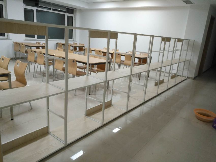 點擊查看詳細信息<br>標題：會議桌系列案例 閱讀次數(shù)：999