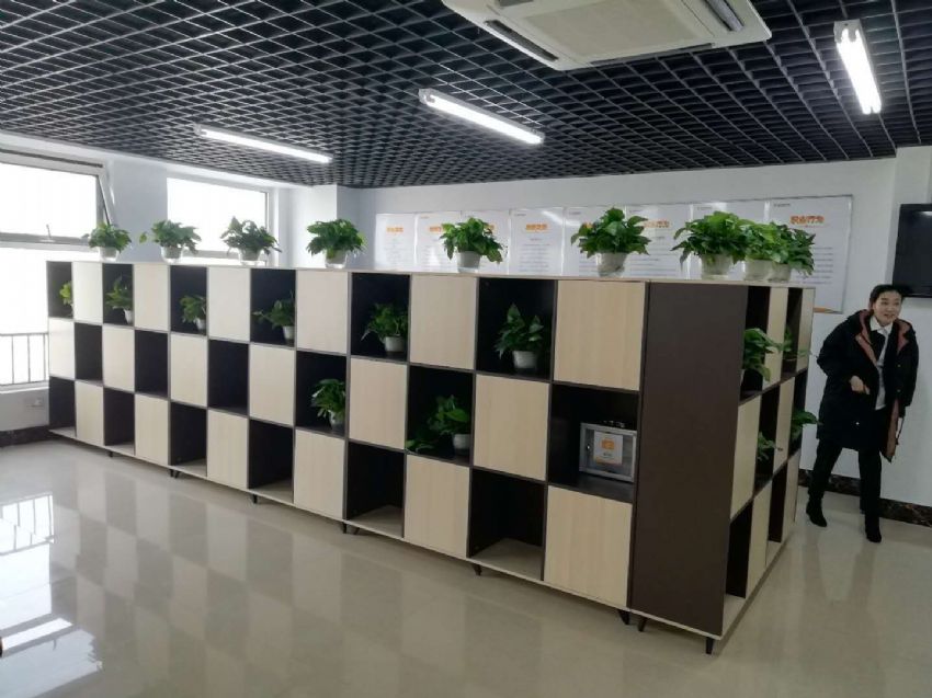 點擊查看詳細信息<br>標題：桌柜系列案例 閱讀次數(shù)：1048